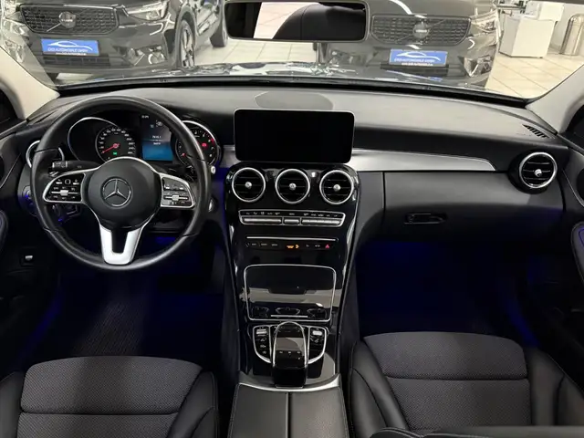 Mercedes-Benz C view 15