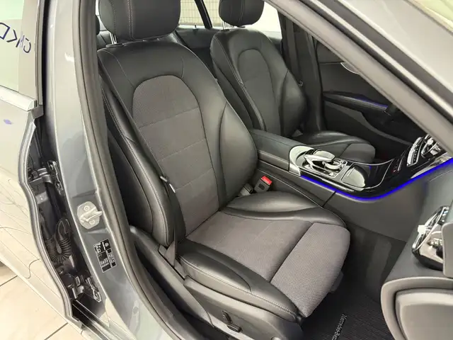 Mercedes-Benz C view 13
