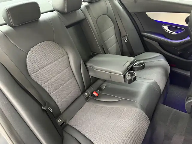 Mercedes-Benz C view 14