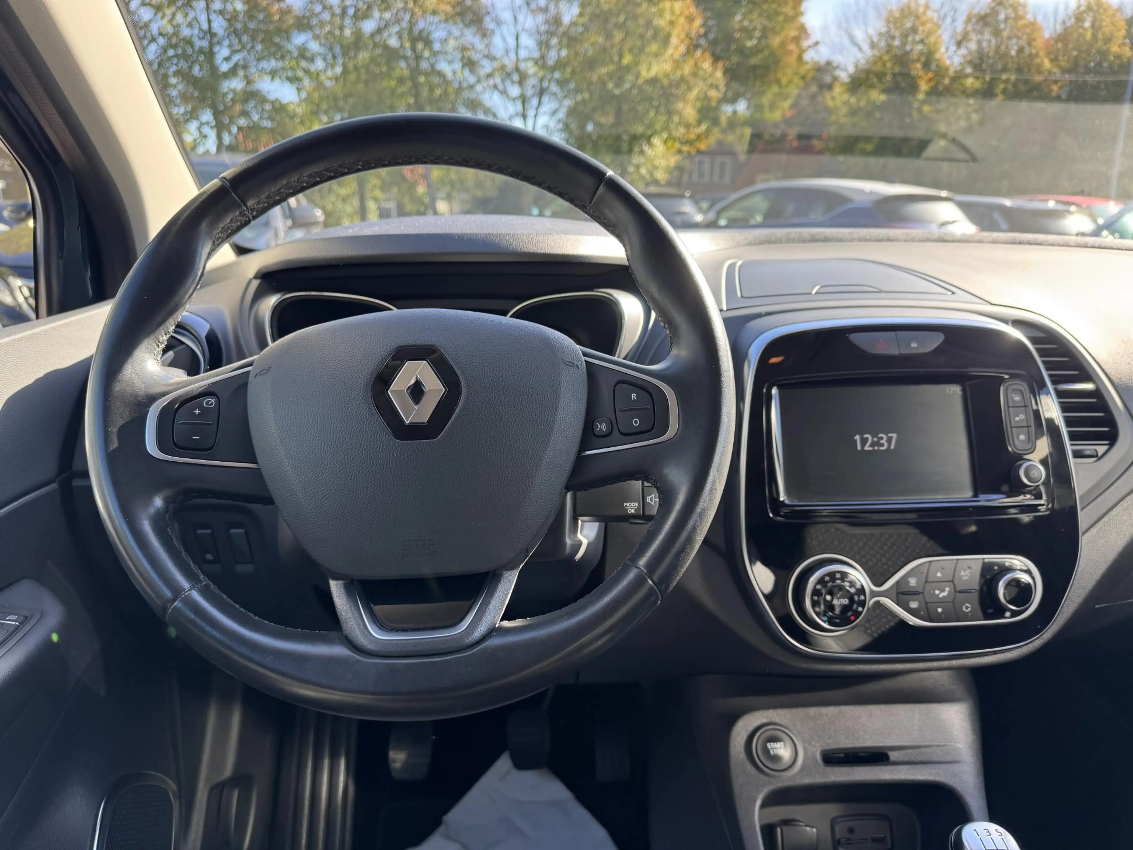 Renault Captur 0.9 TCe 90pk Intens+Trekhaak!! — photo 13