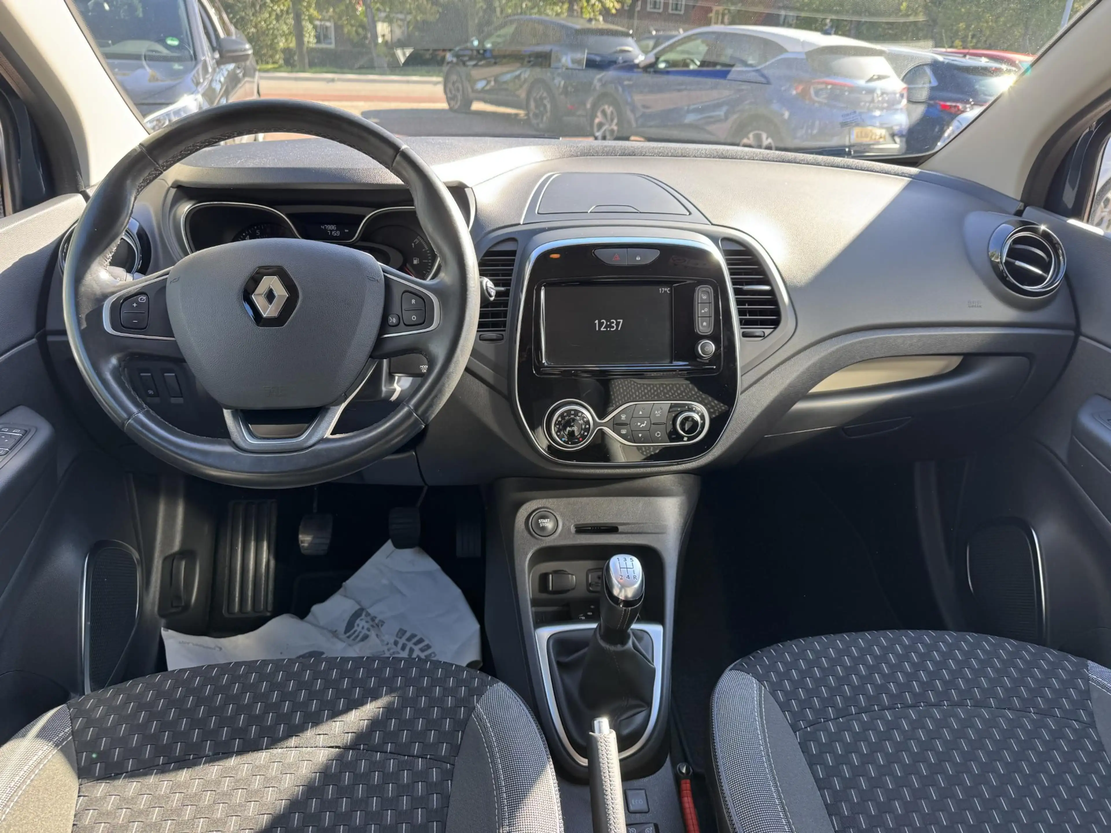 Renault Captur 0.9 TCe 90pk Intens+Trekhaak!! — photo 12