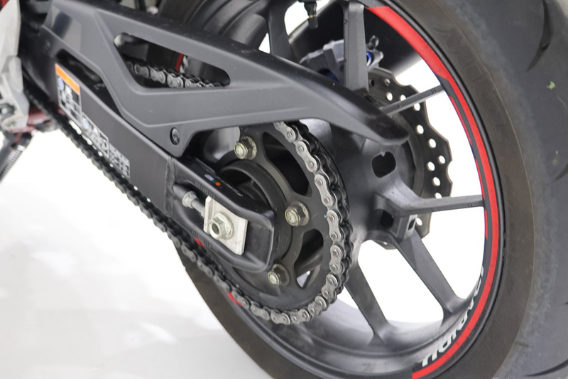 Honda CB 750 HORNET Garantie 1 an,  1 entretien offert — photo 9