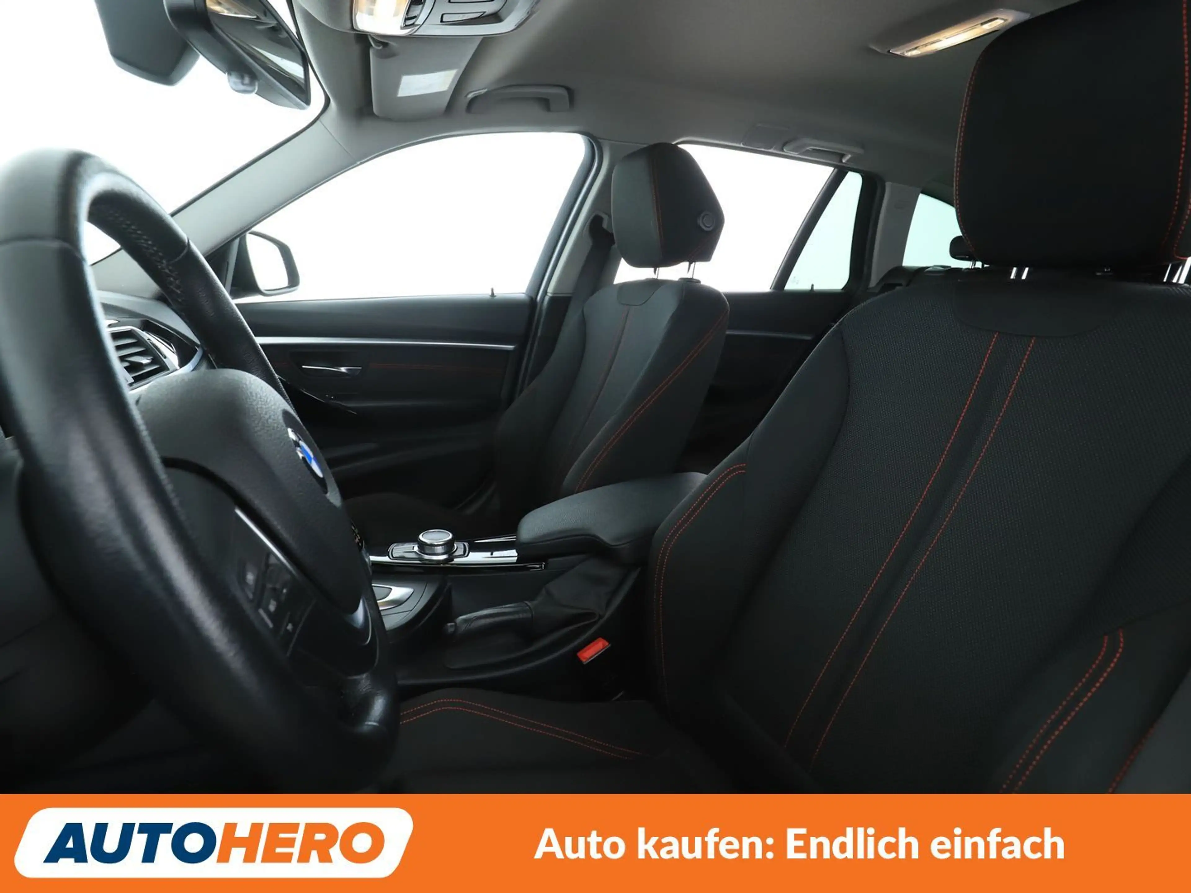 BMW 318 318d Sport Line — photo 10