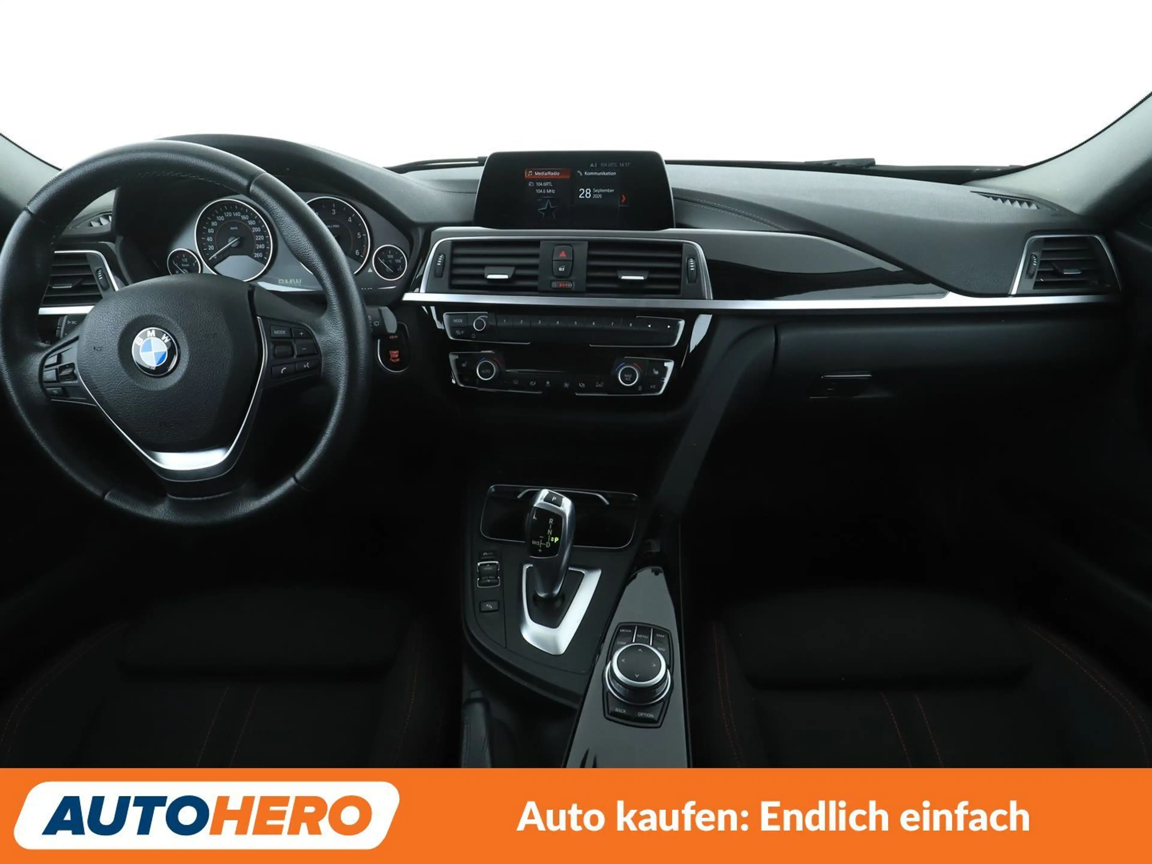 BMW 318 318d Sport Line — photo 12