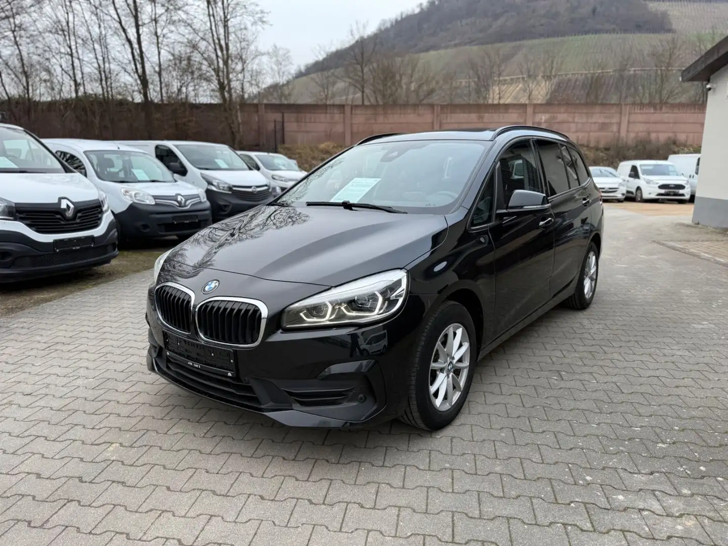 BMW 216 1.Hd/Panoramadach/7-Sitzer Noir - 1