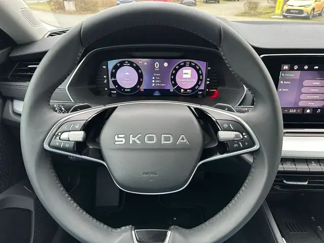 Skoda Octavia view 10
