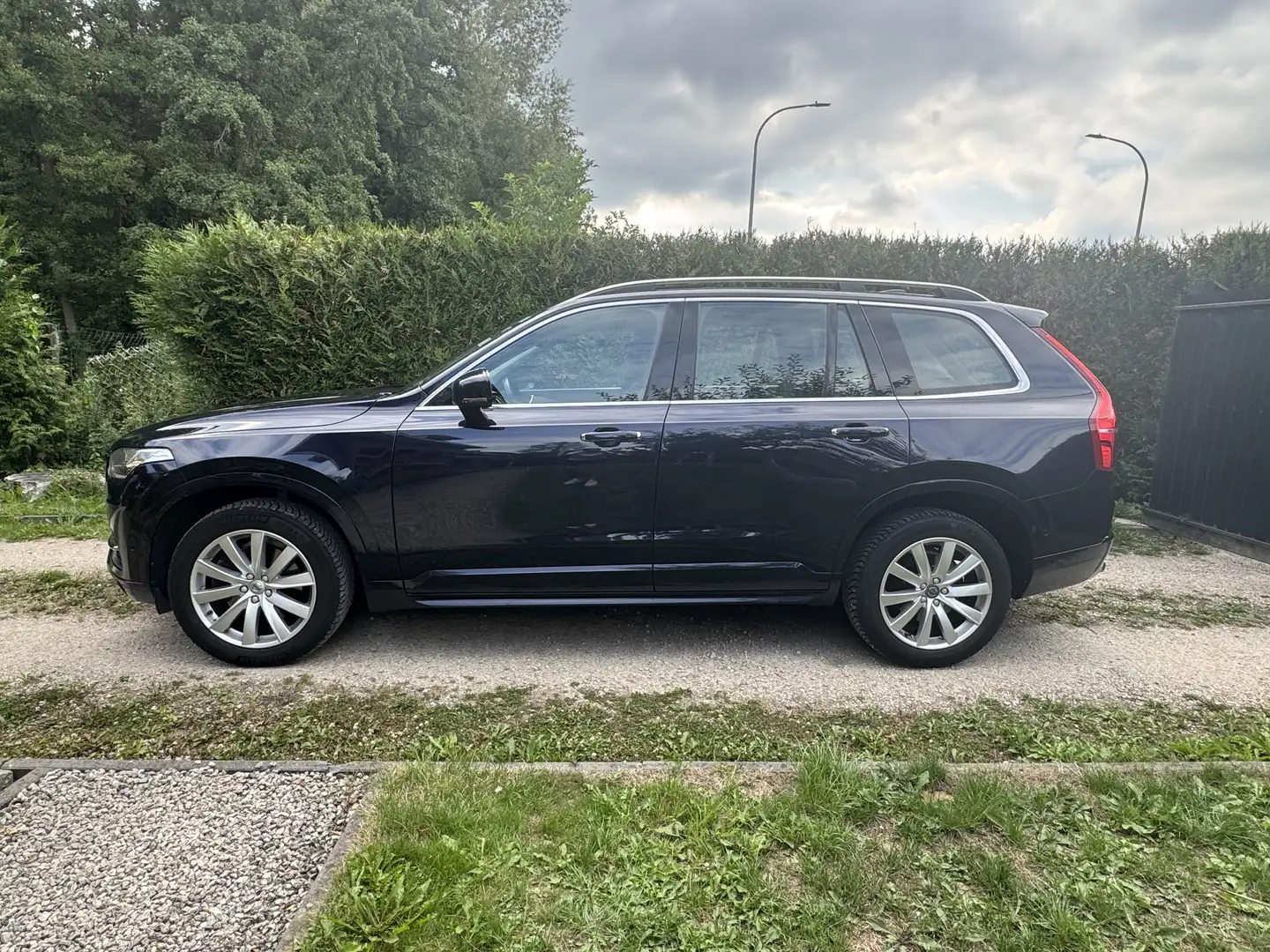 Volvo XC90 D5 AWD Geartronic Momentum+++7 Places+++Euro 6b Bleu - 2