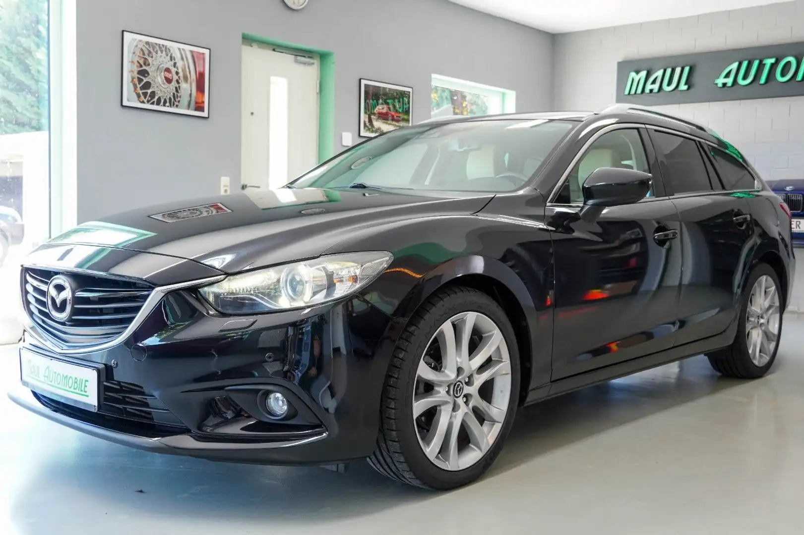 Mazda 6 Kombi Automatik Sports-Line Bose Schwarz - 1
