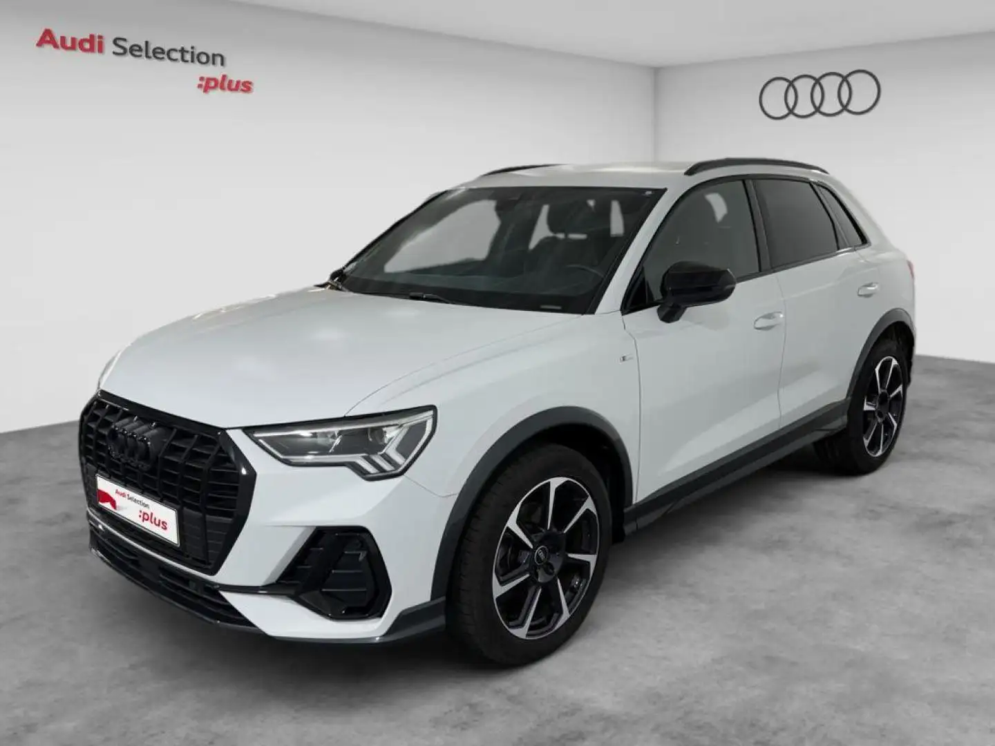 Audi Q3 35 TFSI Black line S tronic Wit - 1