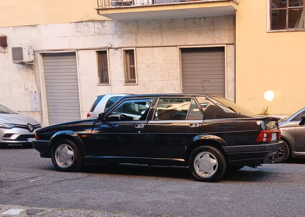 Alfa Romeo 75 1.8 ie Indy, foto 5