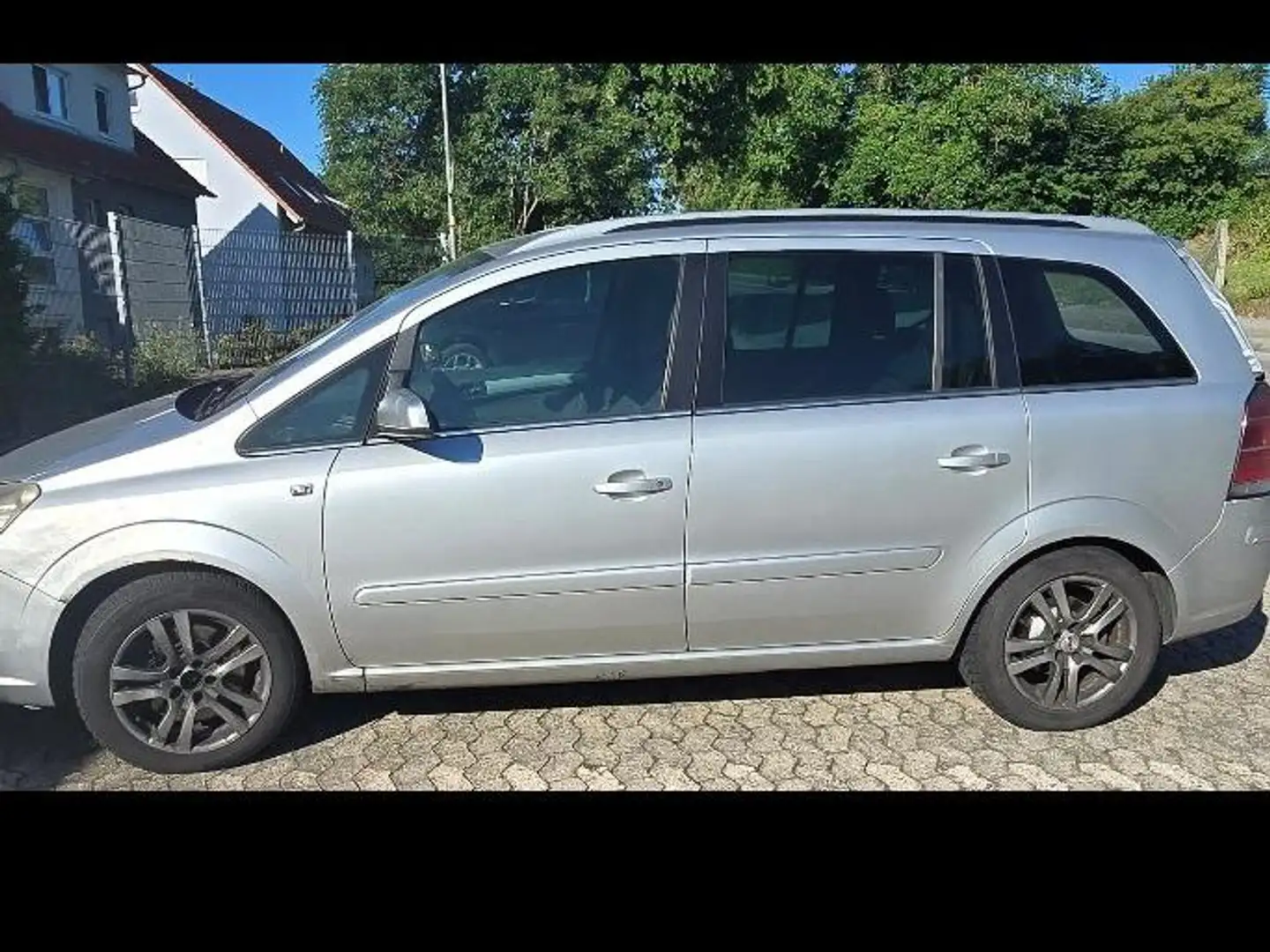 Opel Zafira Zafira 1.9 CDTI Cosmo Silber - 2