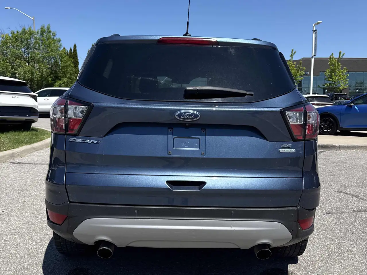 Ford Escape снимка Ford Escape