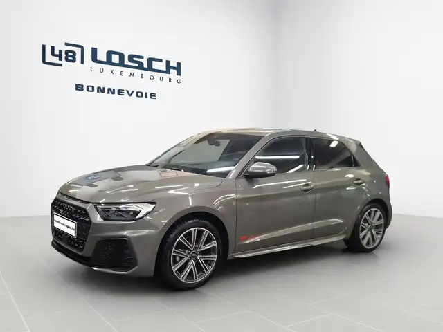Audi A1 view 3