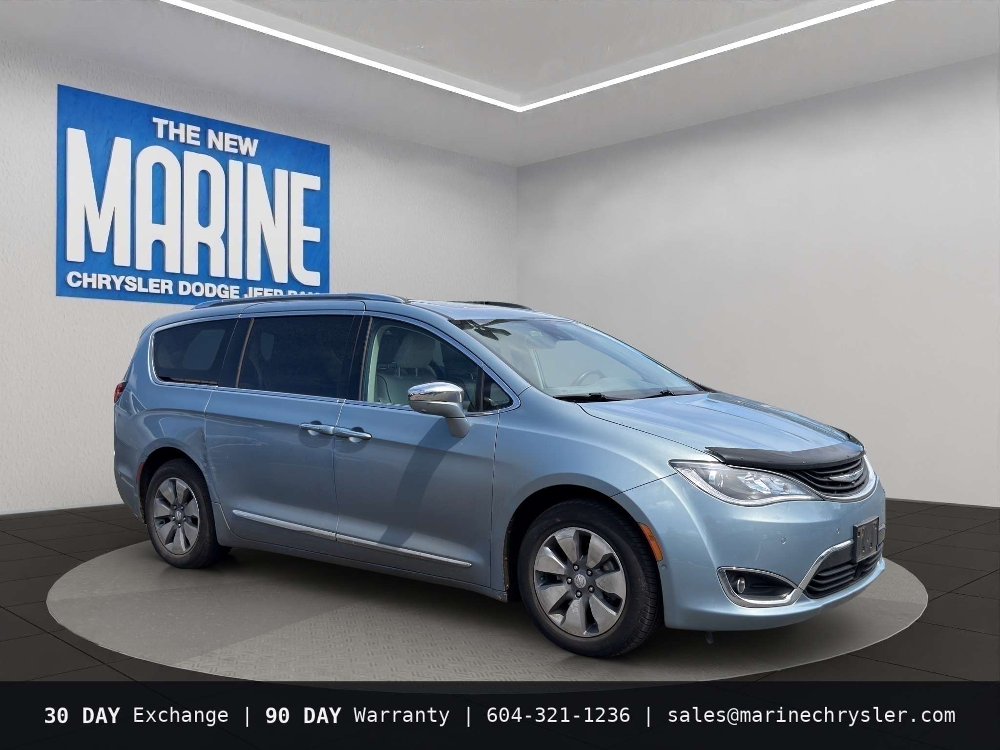 Blue 2017 Chrysler Pacifica Hybrid Minivan Front-Wheel Drive Continuously Variable Transmission