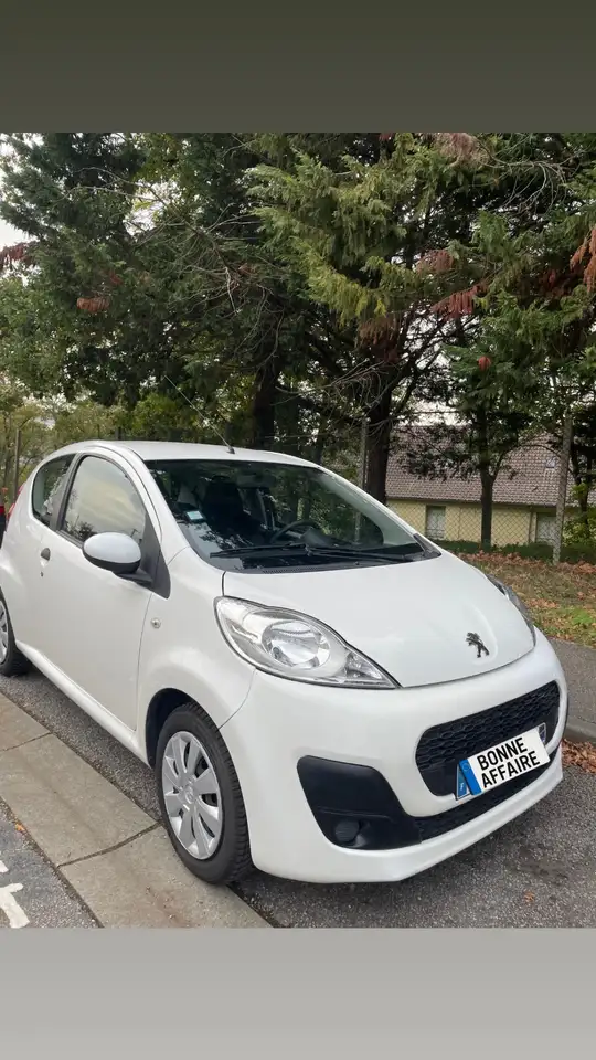 Peugeot 107 1.0e 12V 68ch BLUE LION Access