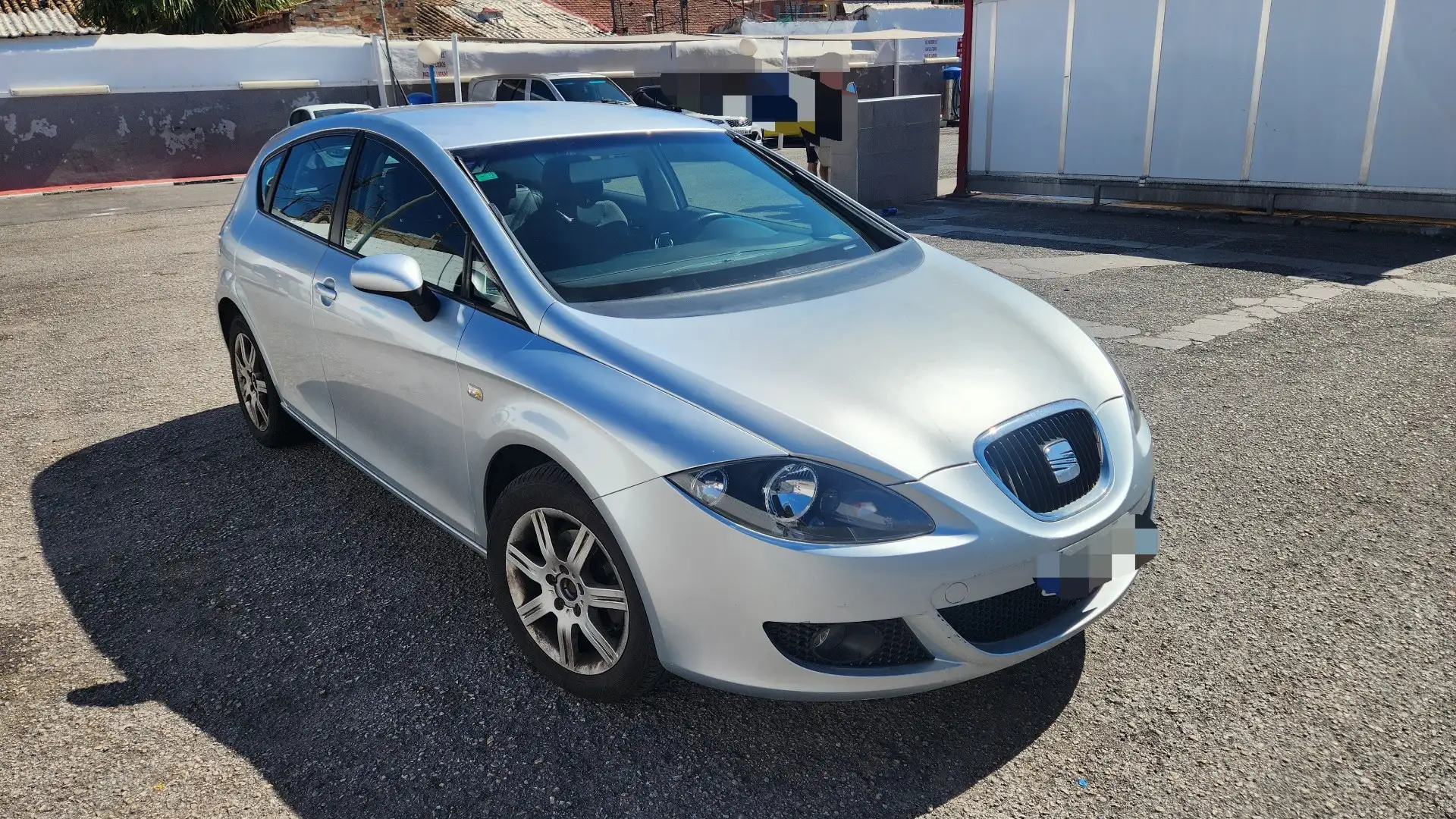 SEAT Leon 1.6 Reference - 1