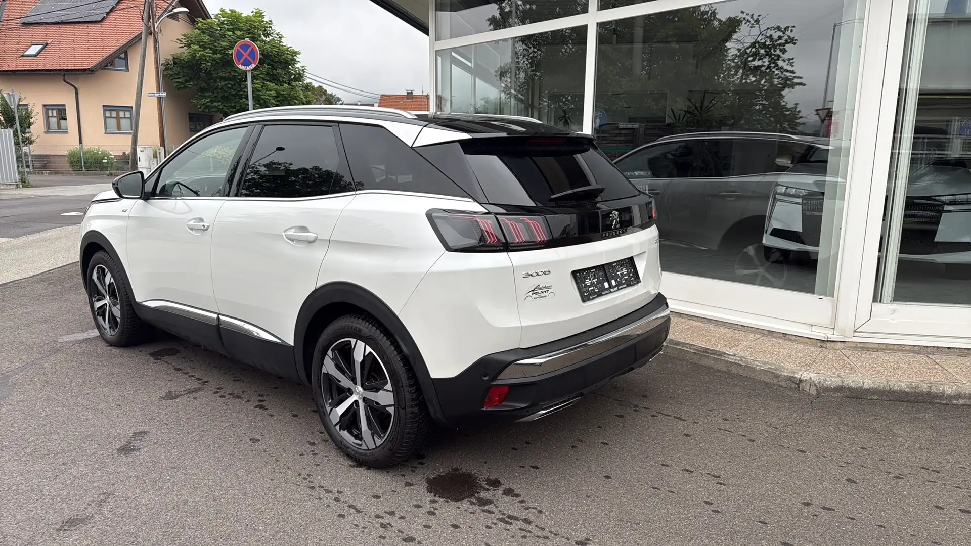 Peugeot 3008 3008 GT BHDI130 EAT8 Weiß - 2