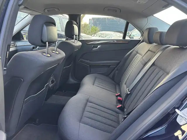 Mercedes-Benz E-Class view 10
