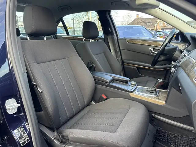 Mercedes-Benz E-Class view 13