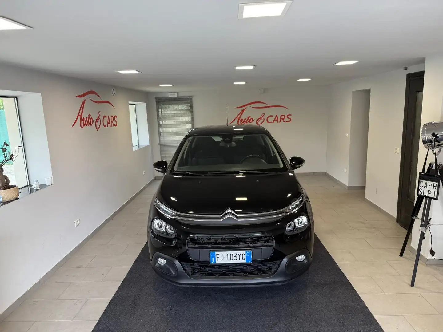 Citroen C3 C3 1.6 bluehdi Shine s Schwarz - 2