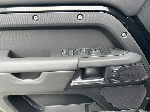 Land Rover Defender 110 Facelift P300e PHEV AWD X-Dynamic HSE Aut. Ansicht 7