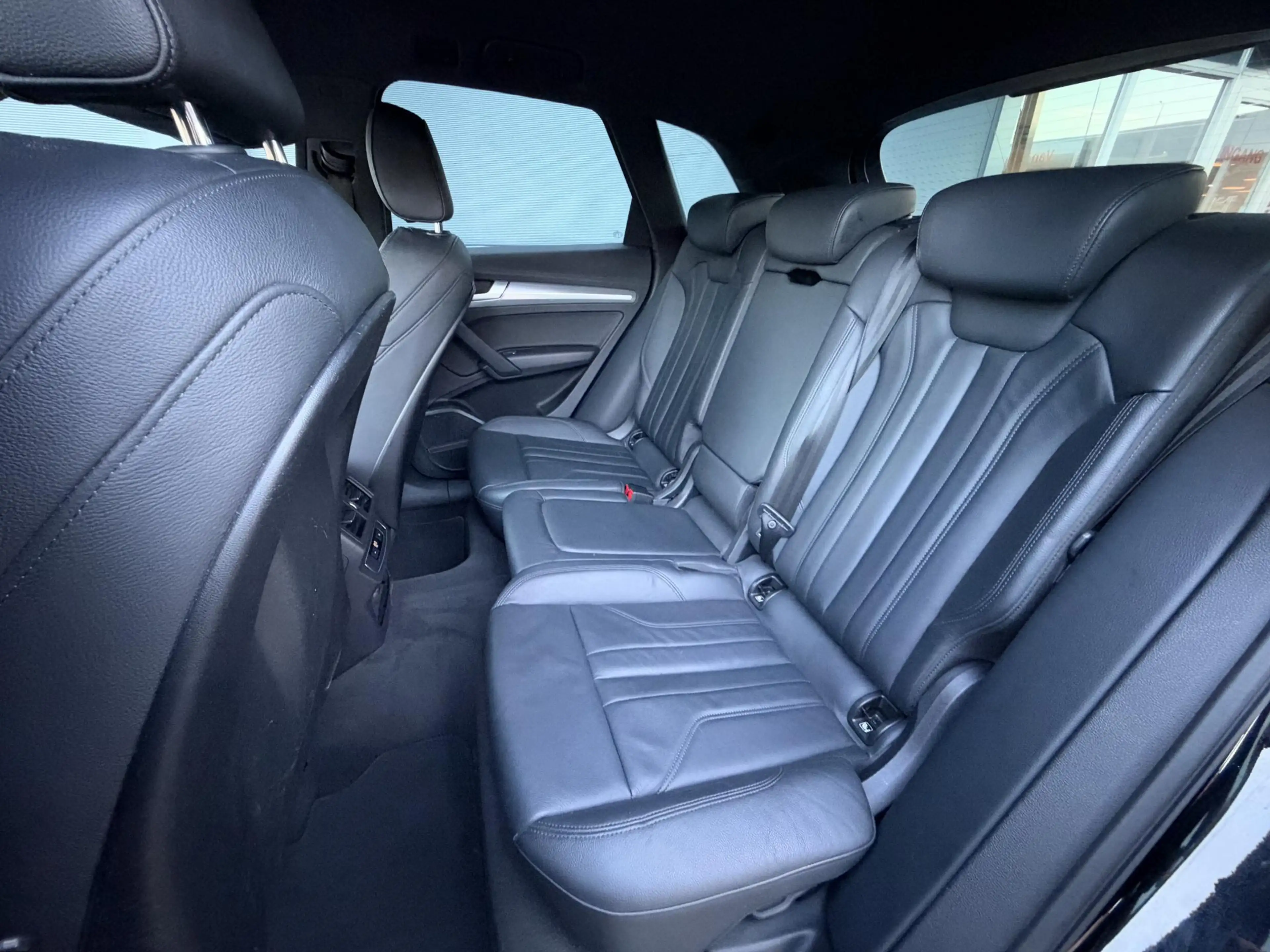 Audi Q5 50 TFSI e quattro Pro Line / Leder / Trekhaak — photo 17
