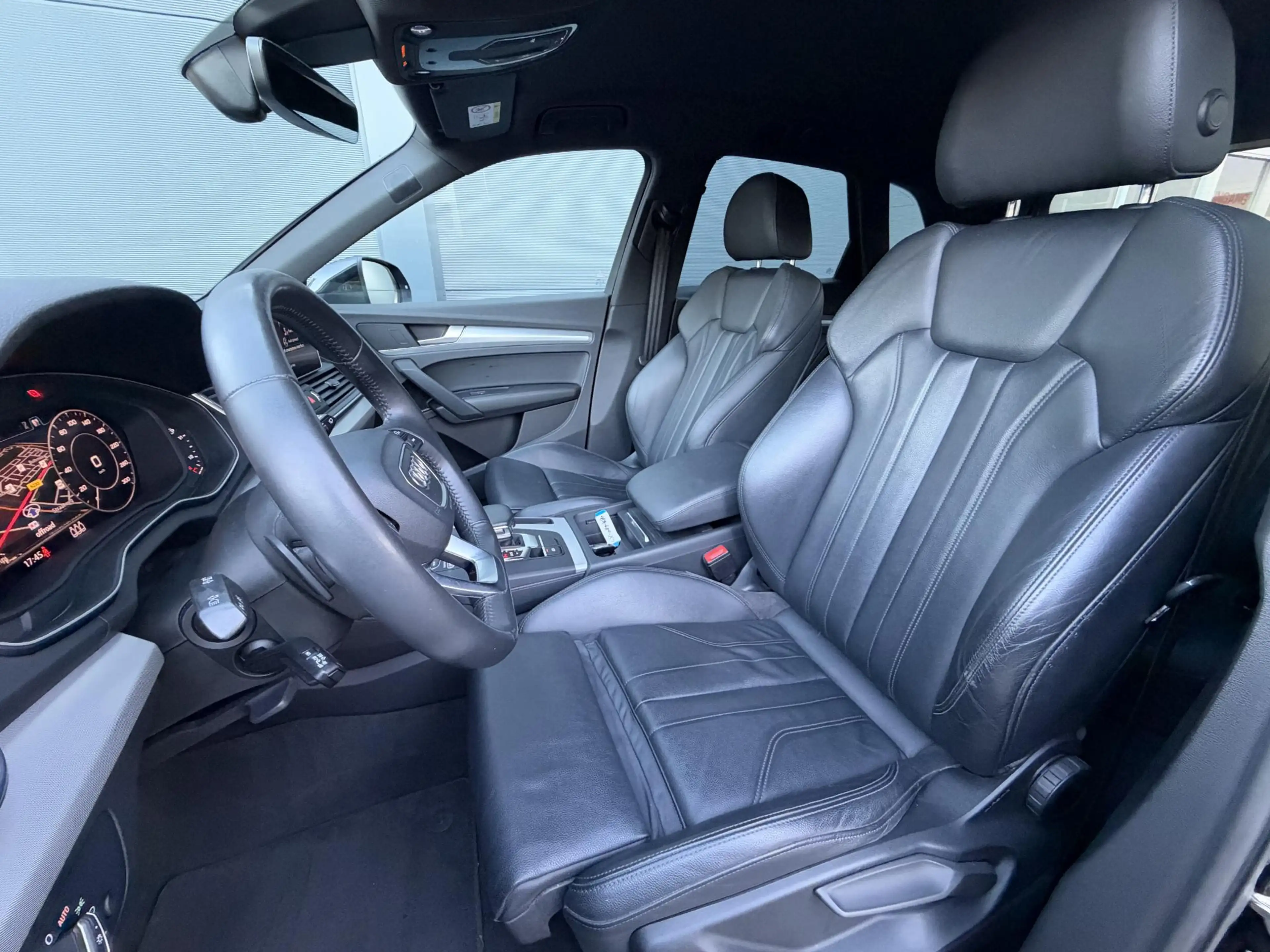 Audi Q5 50 TFSI e quattro Pro Line / Leder / Trekhaak — photo 16