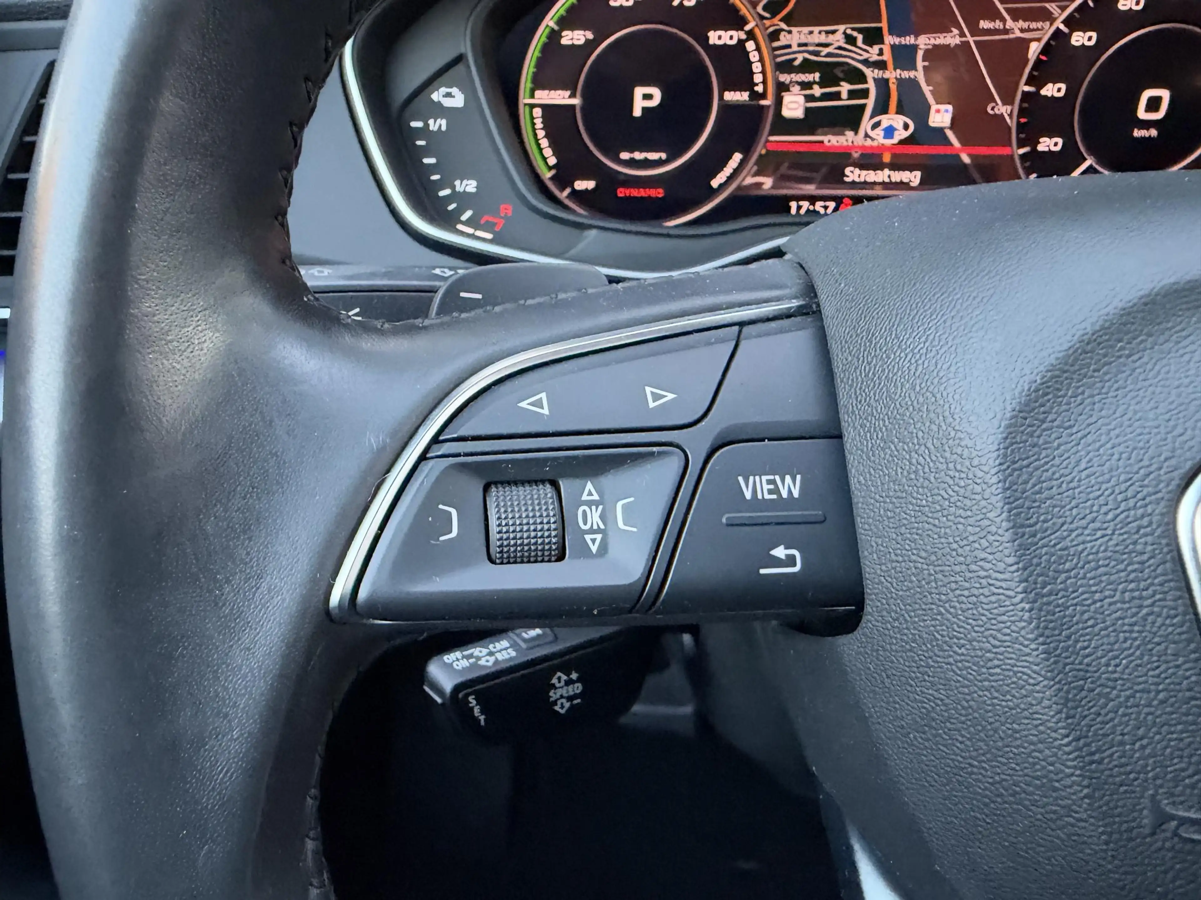 Audi Q5 50 TFSI e quattro Pro Line / Leder / Trekhaak — photo 27
