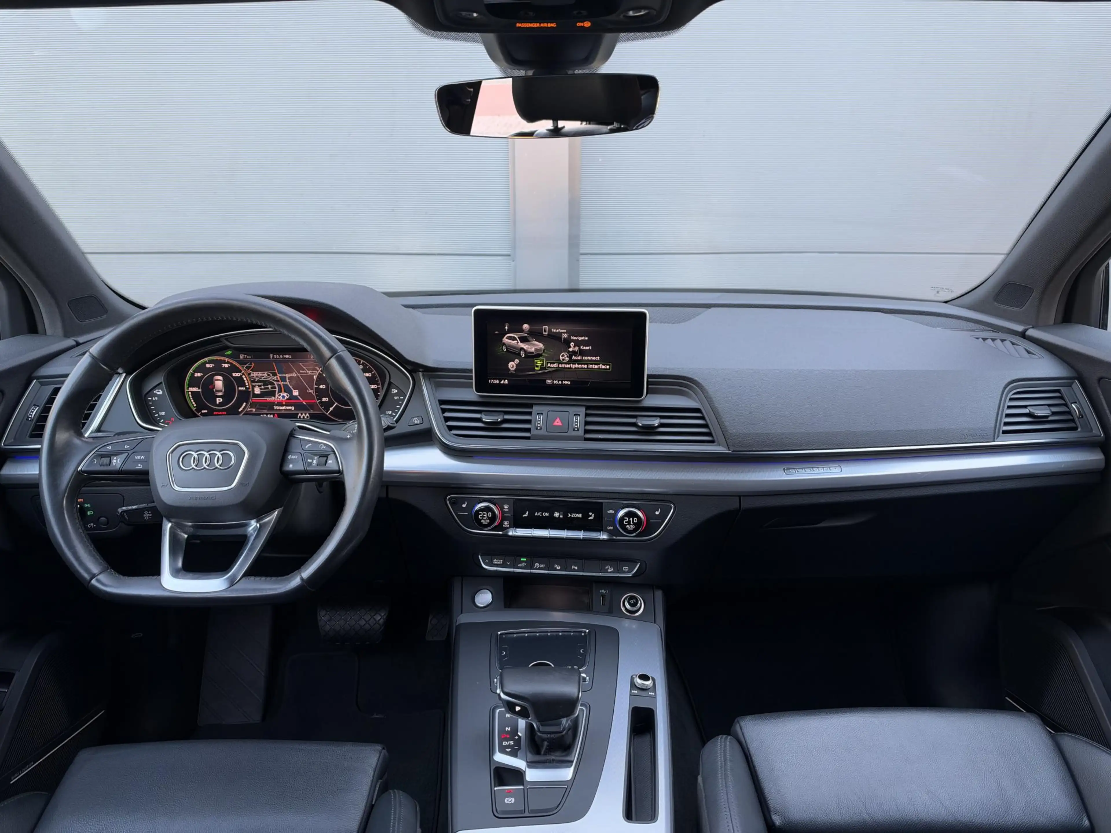 Audi Q5 50 TFSI e quattro Pro Line / Leder / Trekhaak — photo 2