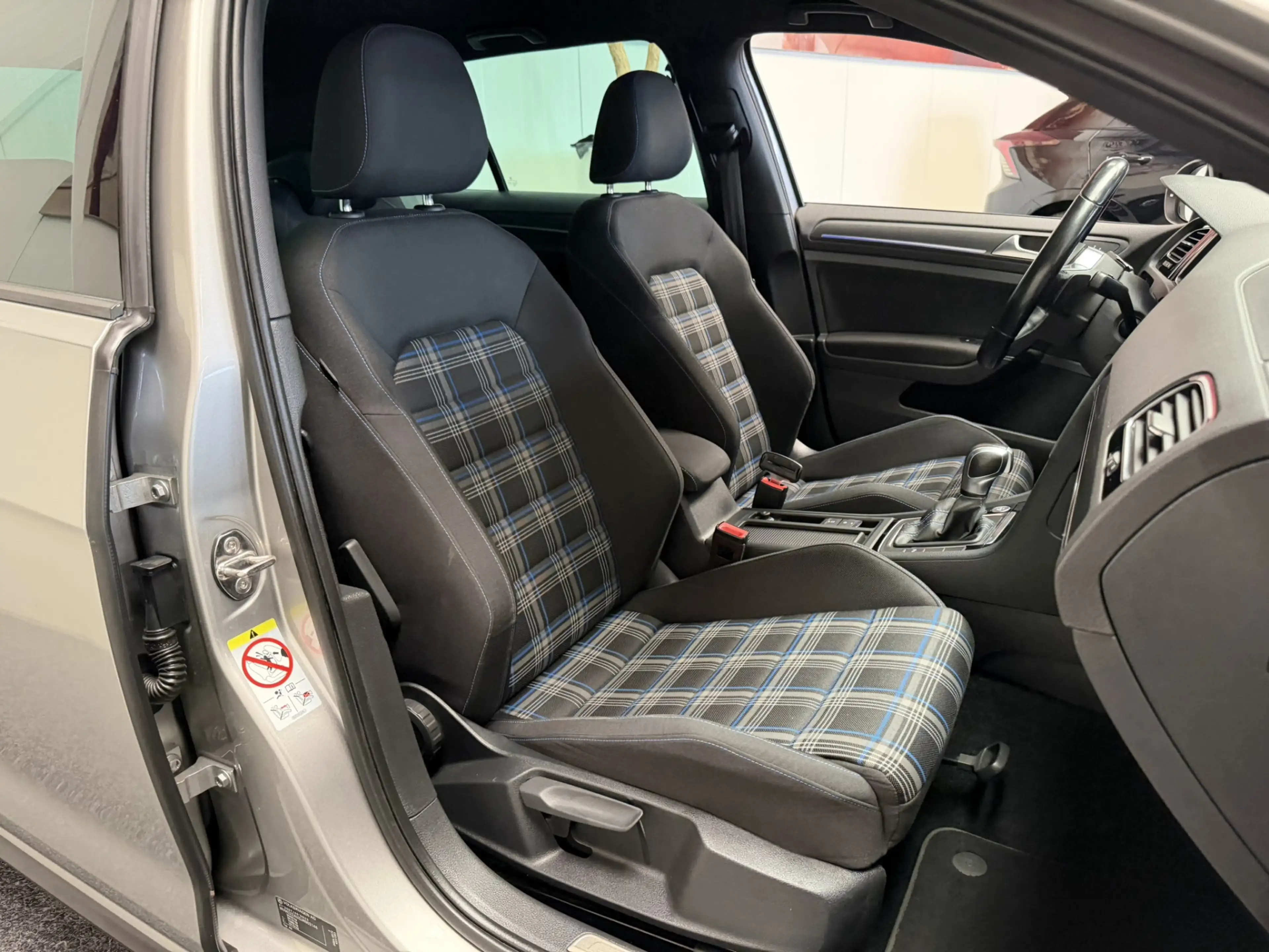 Volkswagen Golf GTE 1.4 eHYBRID (SOH 92,6%) NAVIGATIE ADAPTIVE CRUISE — photo 15