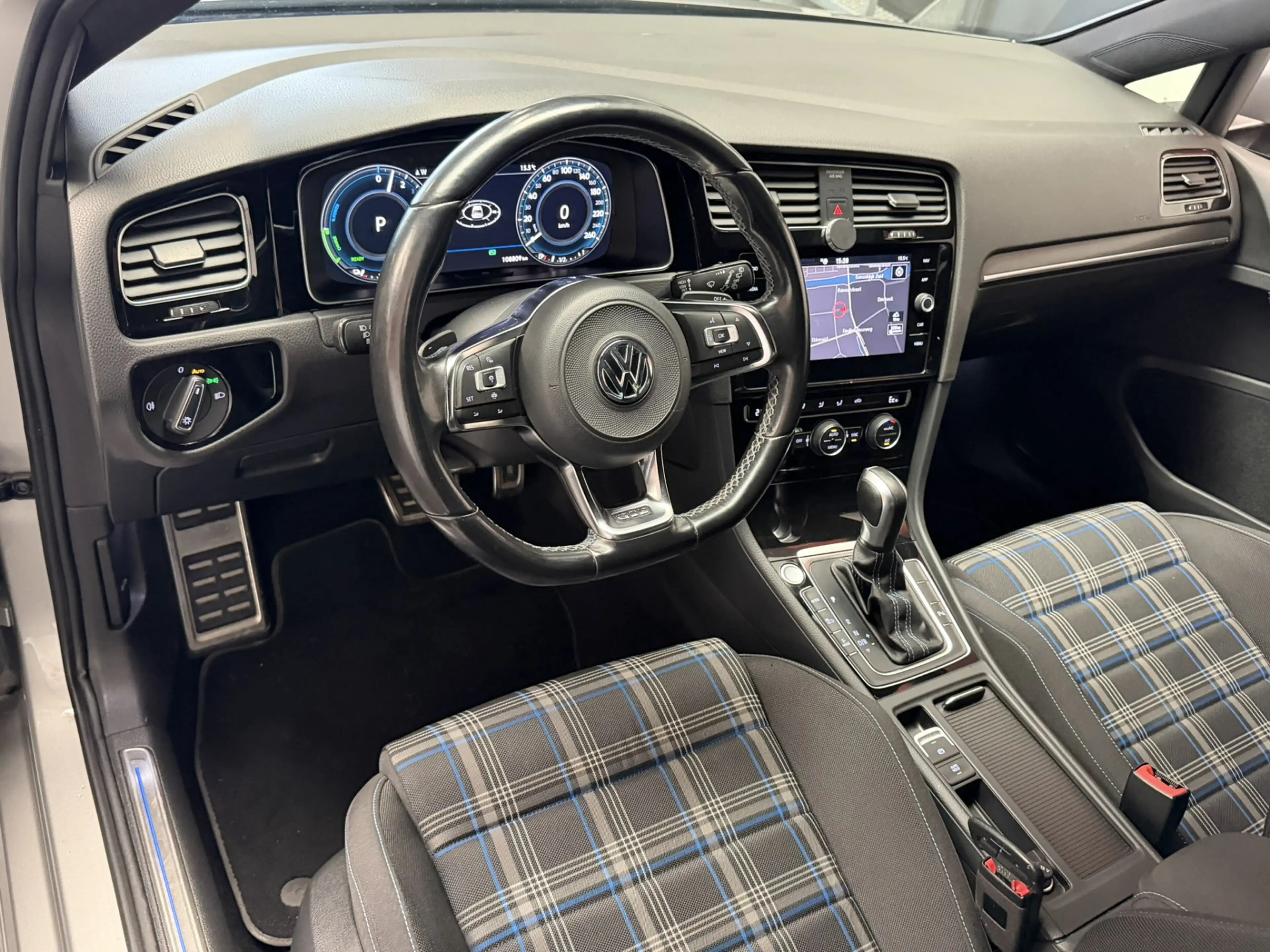 Volkswagen Golf GTE 1.4 eHYBRID (SOH 92,6%) NAVIGATIE ADAPTIVE CRUISE — photo 10