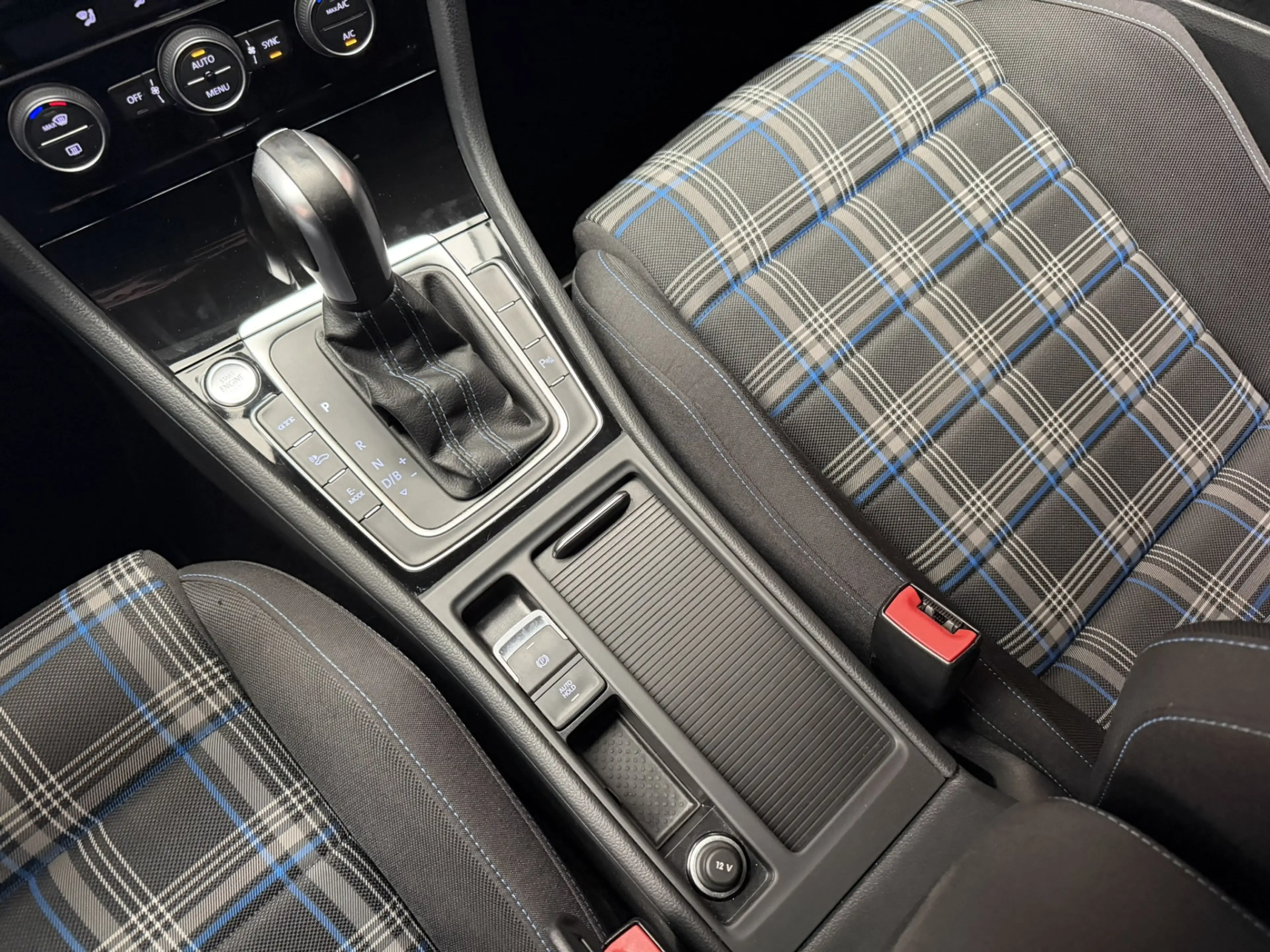 Volkswagen Golf GTE 1.4 eHYBRID (SOH 92,6%) NAVIGATIE ADAPTIVE CRUISE — photo 35