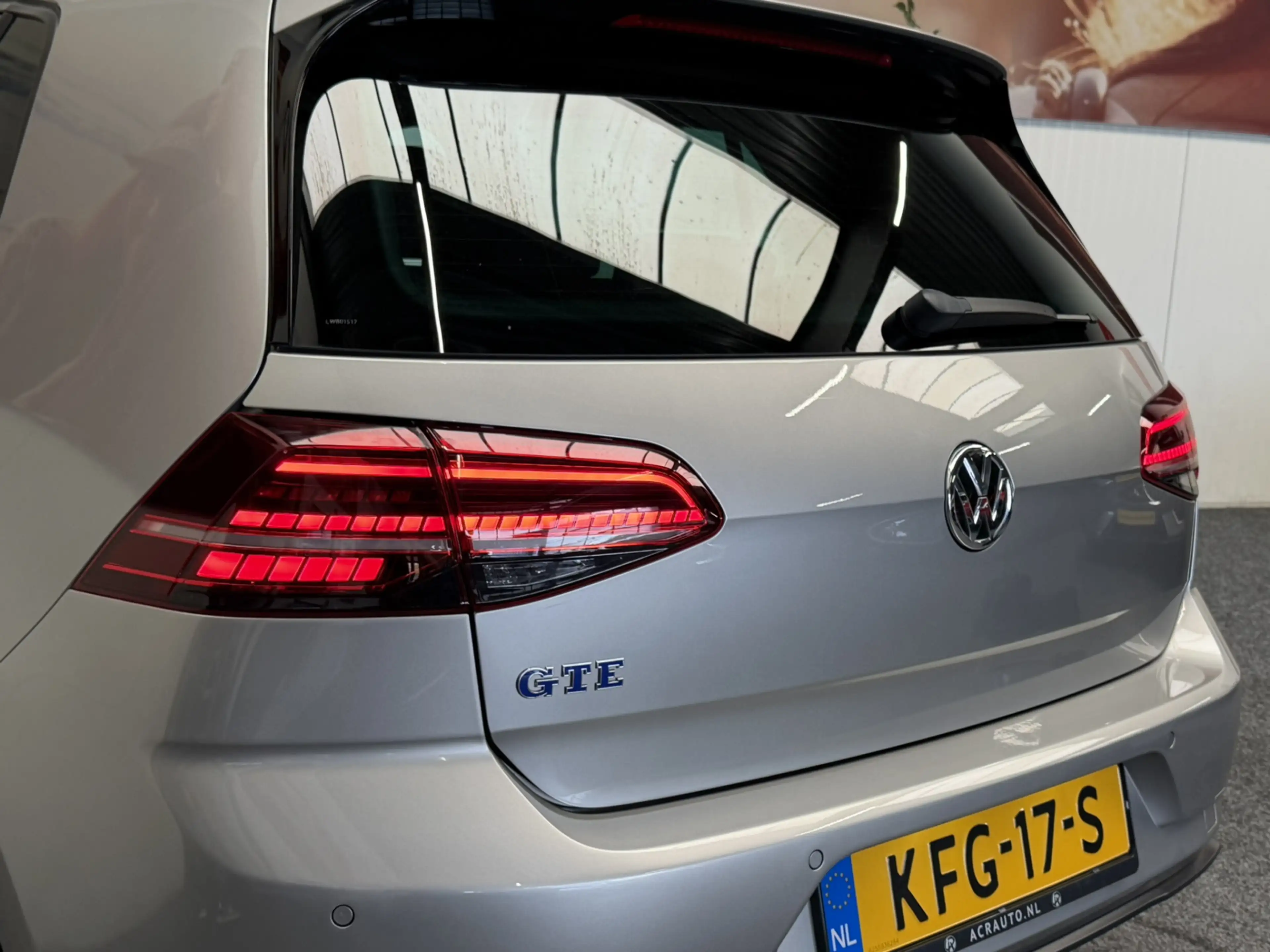 Volkswagen Golf GTE 1.4 eHYBRID (SOH 92,6%) NAVIGATIE ADAPTIVE CRUISE — photo 47