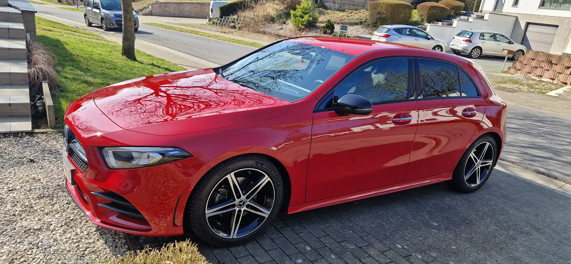 Mercedes-Benz A 180 A180 PACK AMG / 1er propriétaire Rouge - 1
