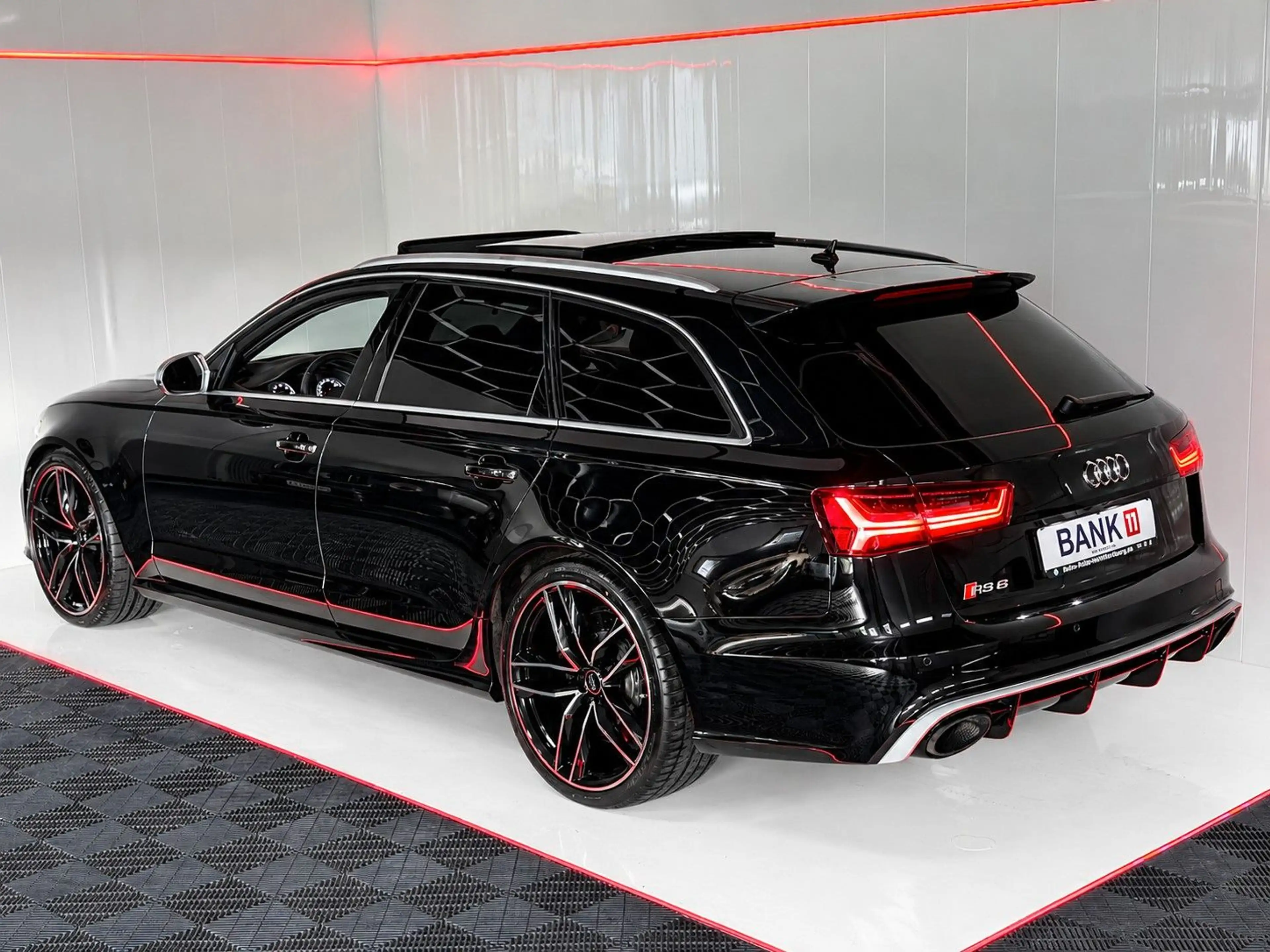 Audi RS6 4.0 TFSI QUATTRO PERFORMANCE 360/PANO/BOSE/ — photo 7