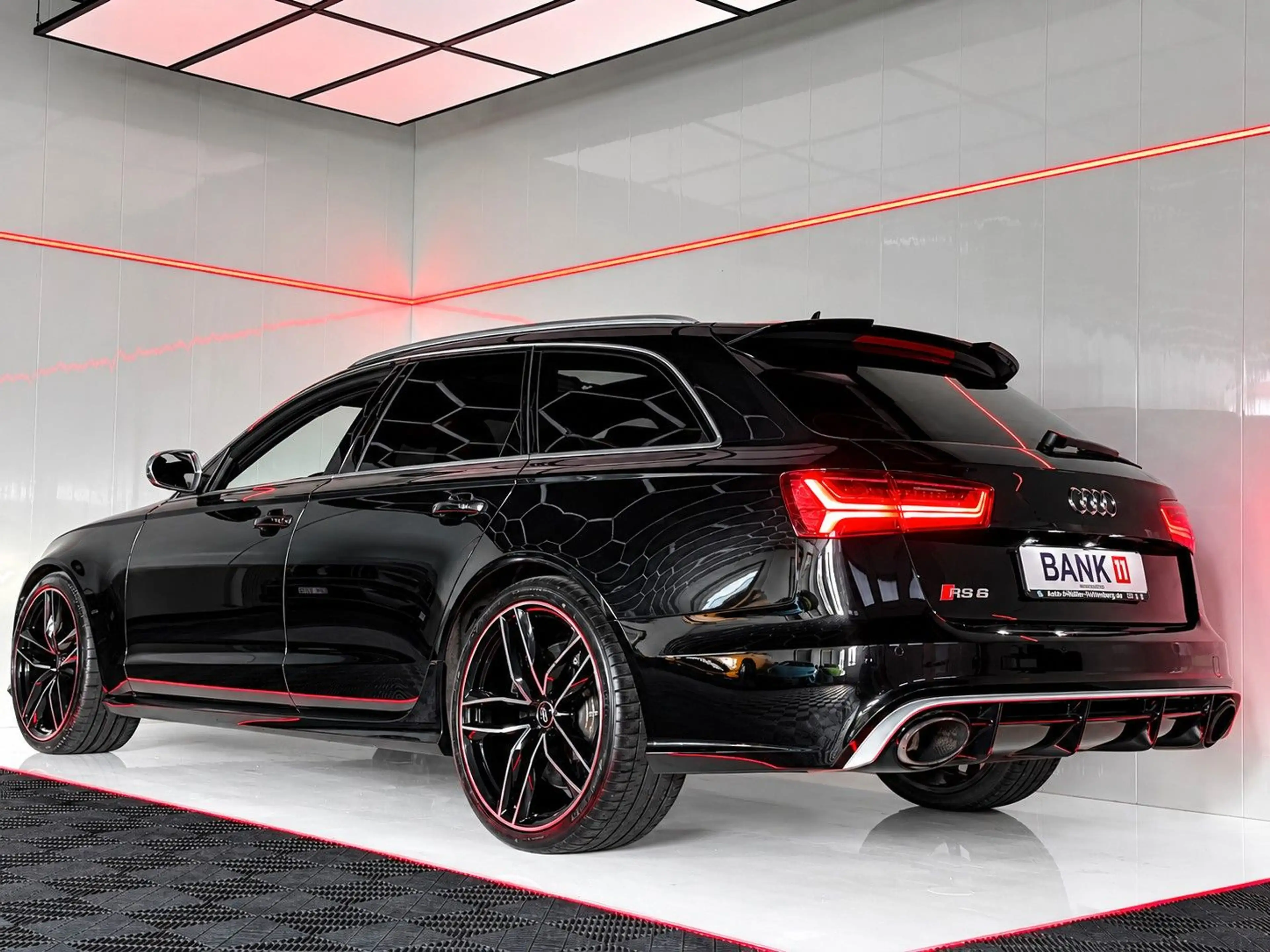 Audi RS6 4.0 TFSI QUATTRO PERFORMANCE 360/PANO/BOSE/ — photo 3