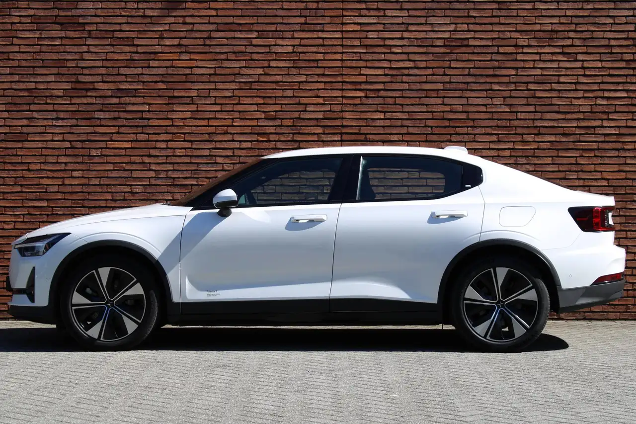 Polestar 2 2023