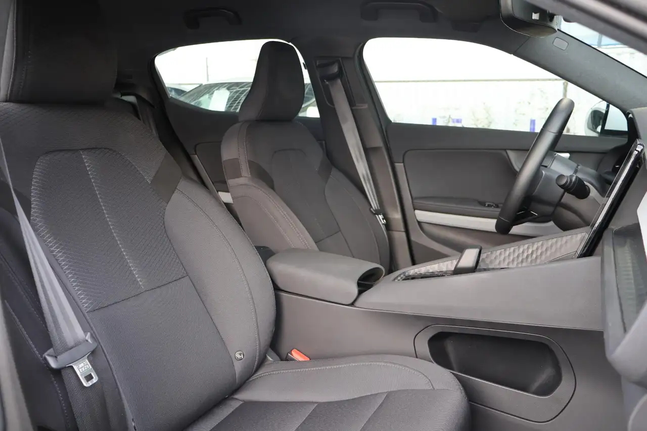 Polestar 2 2023