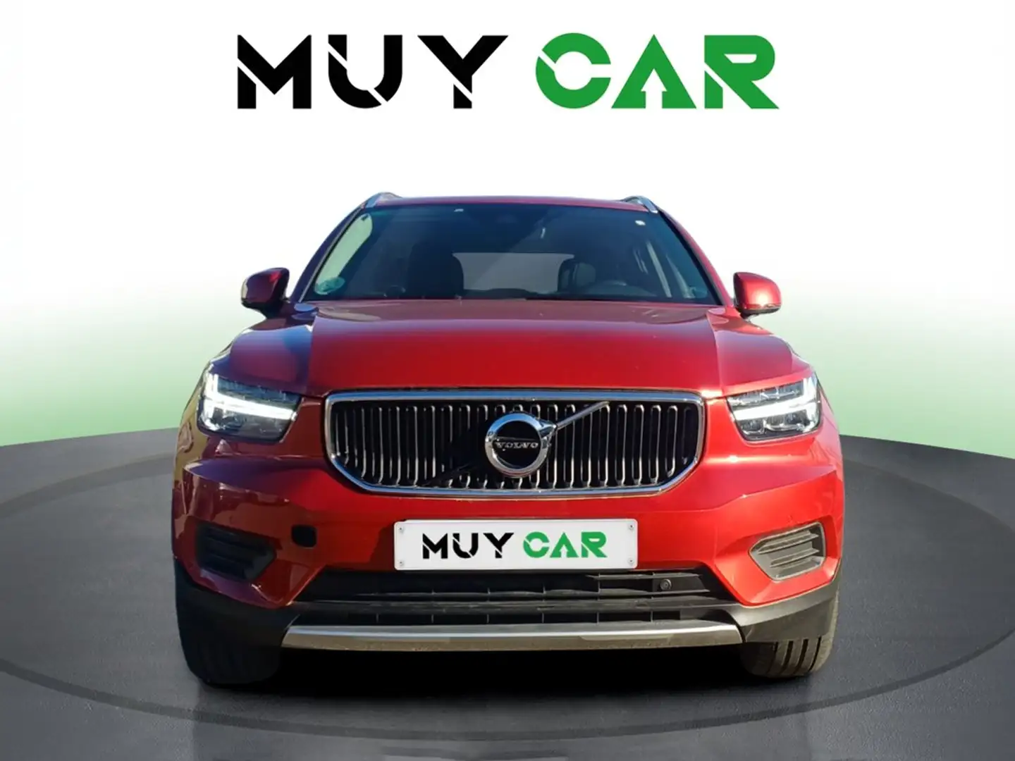 Volvo XC40 T3 Business Plus Aut. Rojo - 2