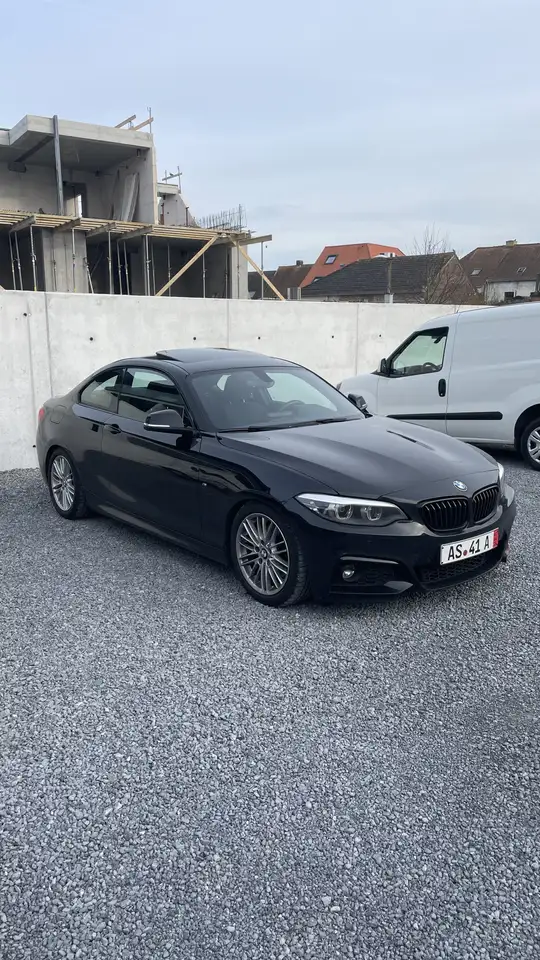 BMW 220