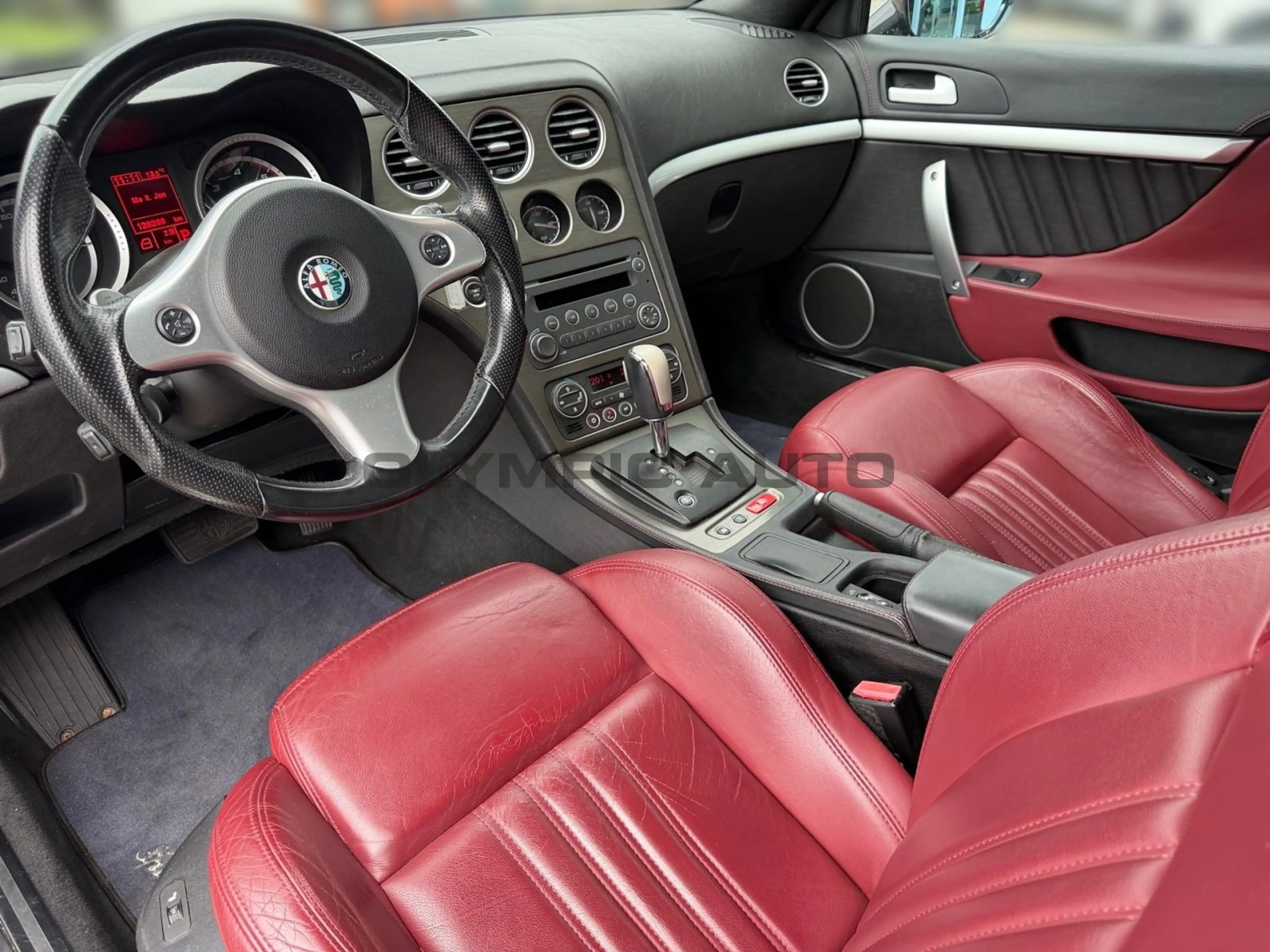 Alfa Romeo Spider 2.4 JTDM DPF NUR FÜR GEWERBE/EXPORT — photo 10