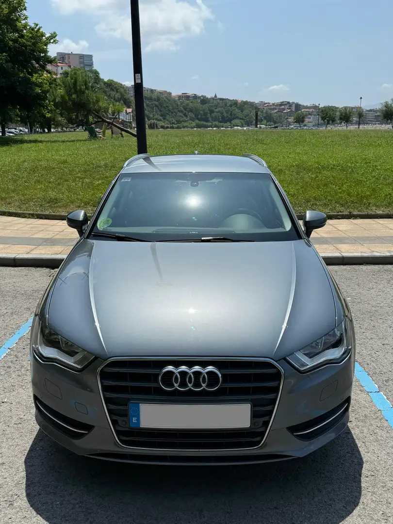 Audi A3 Audi A3 Sportback 1.2 TFSI 110cv Gris - 1