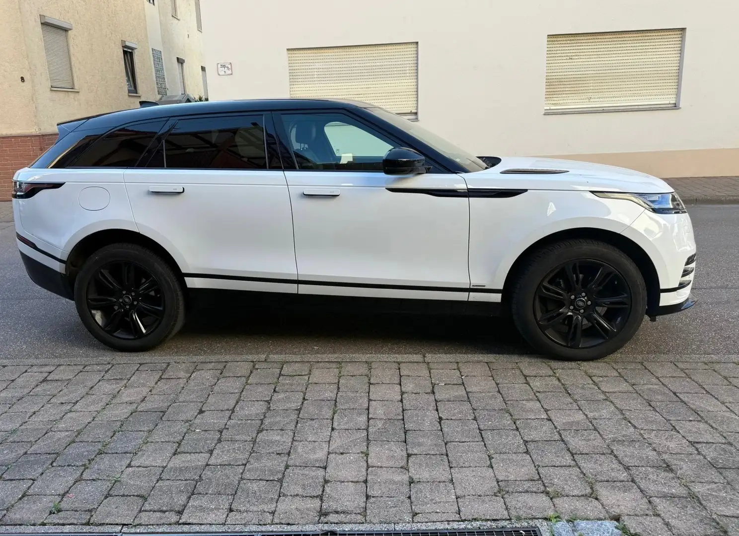 Land Rover Range Rover Velar Range Rover Velar 2.0d R-Dynamic S Weiß - 1