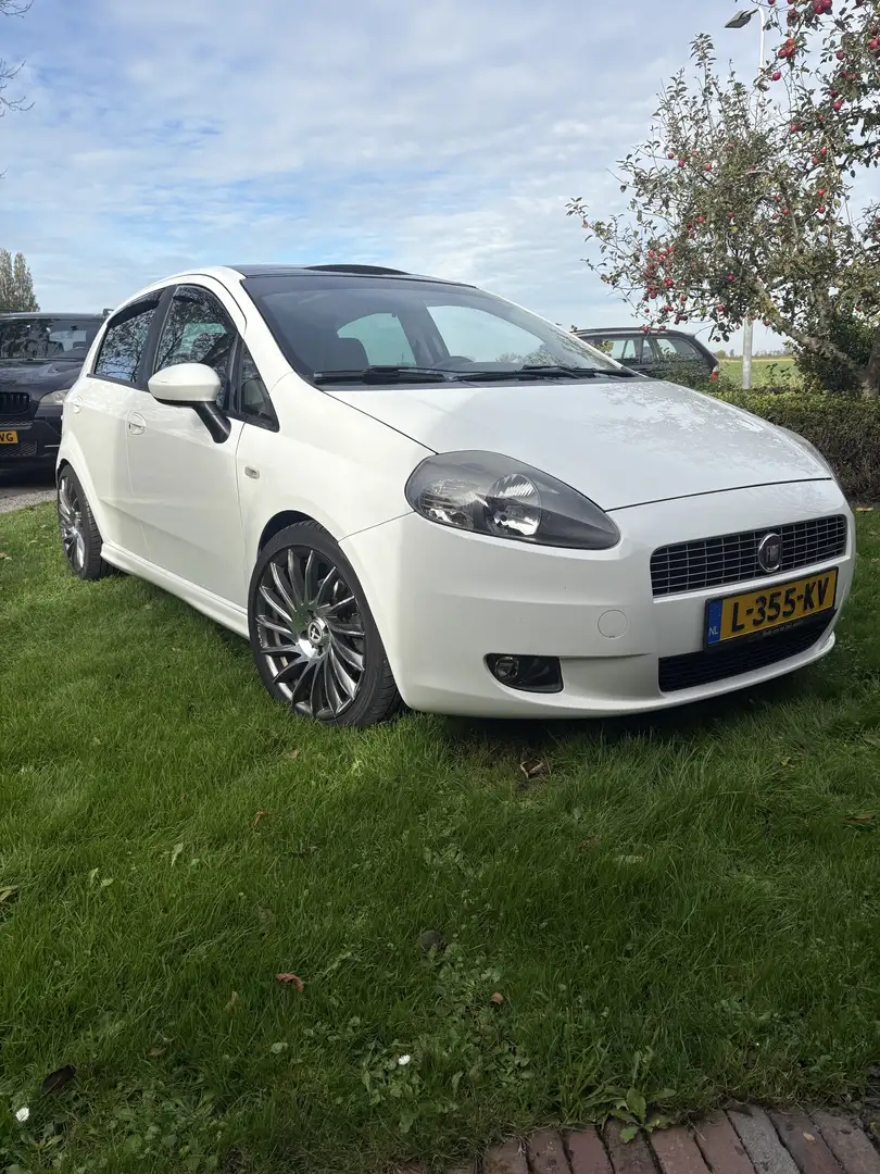 Fiat Punto Grande punto 1.4 16v Turbo Wit - 2