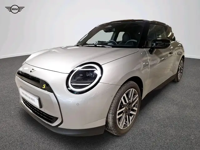 MINI Cooper SE Classic Trim