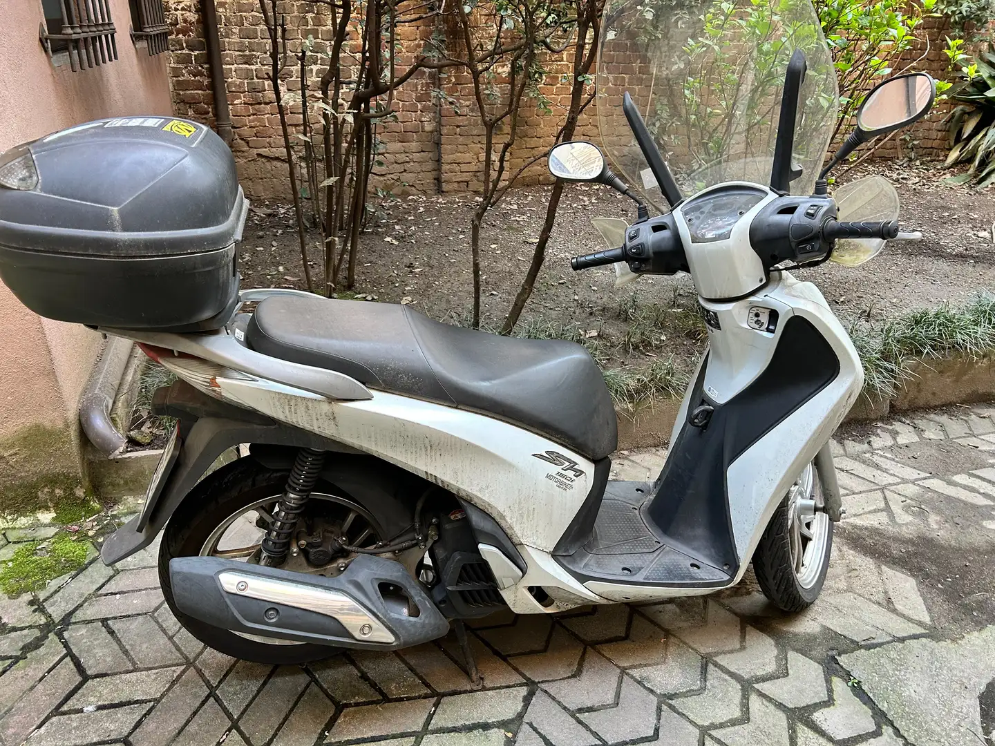 Honda SH 150i con ABS Alb - 2