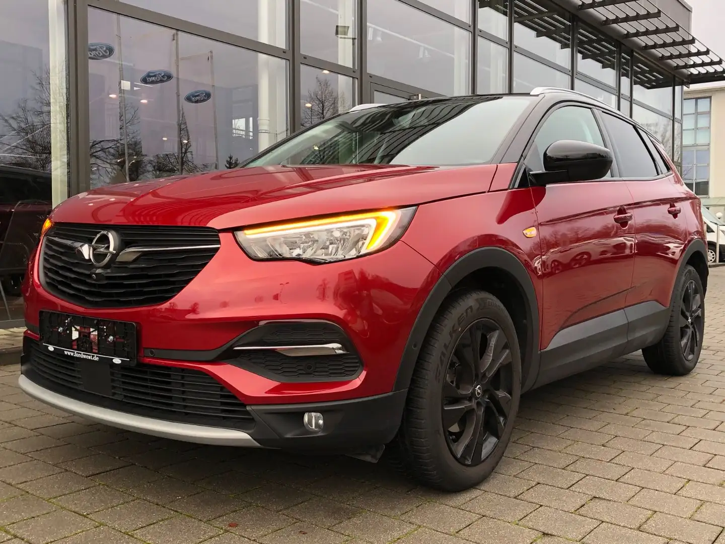 Opel Grandland X 909 Grandland X 1.2 Start Stop Autom. Elegance Rojo - 2