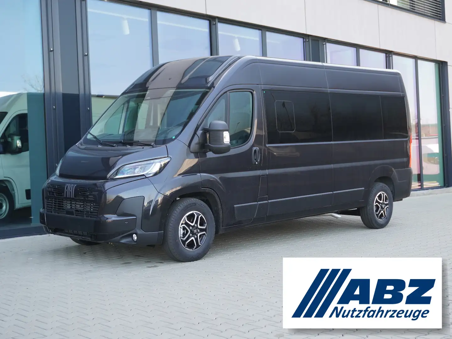 Fiat Ducato Modular L3H2 180 Automatik / 9-Sitzer Noir - 1