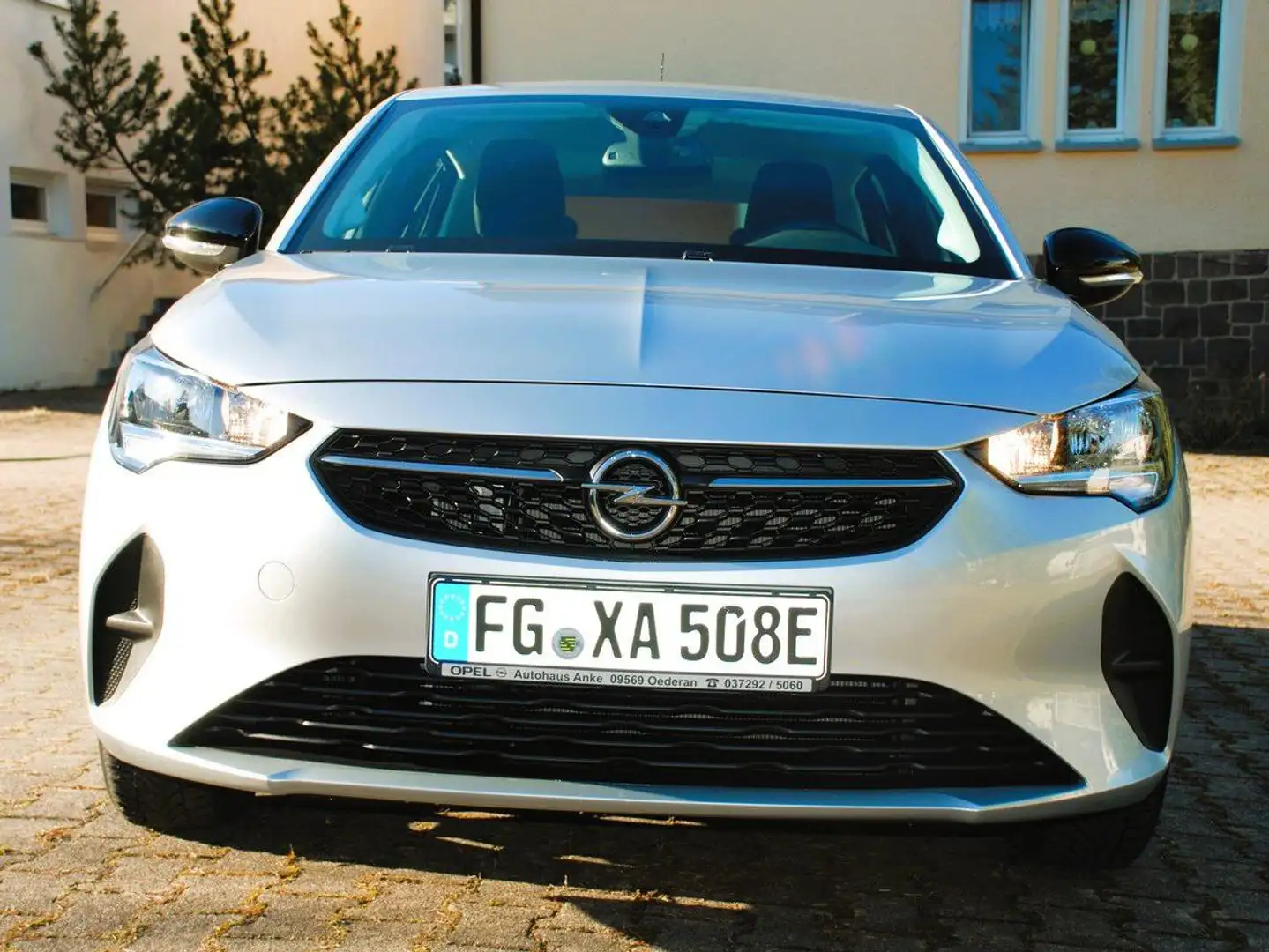 Opel Corsa-e e Edition, SHV, 180°-Kamera, oB-Charger 11kW Silber - 2