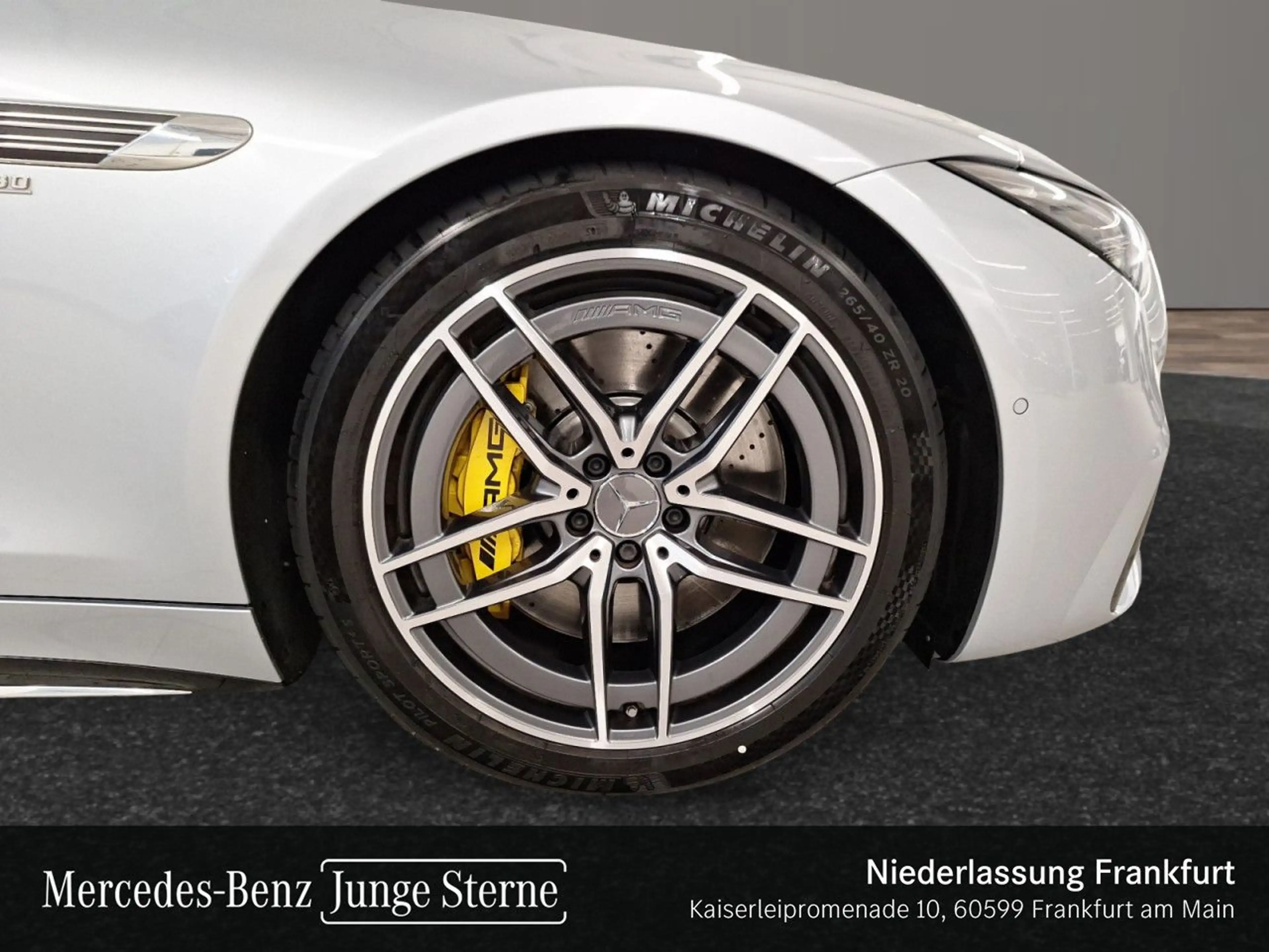 Mercedes-Benz SL 43 AMG Cab. Nachtsicht WideScreen Burmester HUD — photo 5